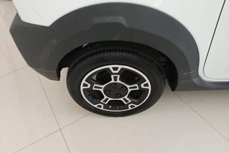 Used Geely Galaxy Panda 2025 210km Panda Rider Exterior 5