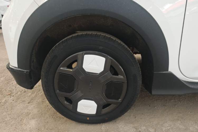 Used Geely Galaxy Panda 2025 210km Panda Kart Exterior 5