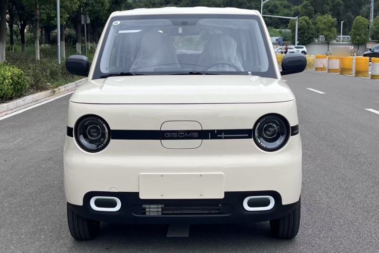 Used Geely Galaxy Panda 2025 210 km – Yuanqi Bear Exterior 8
