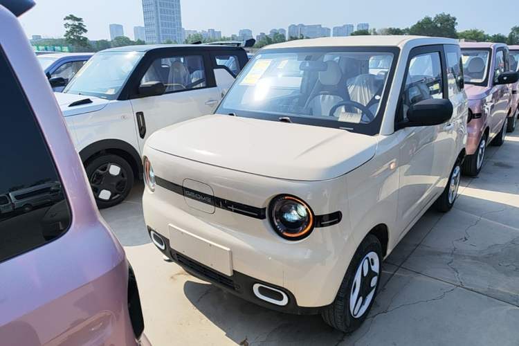 Used Geely Galaxy Panda 2025 210 km – Yuanqi Bear Front