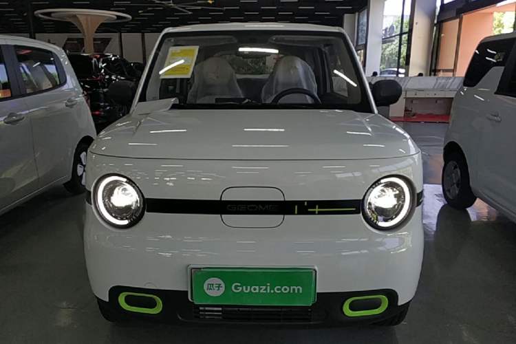 Used Geely Galaxy Panda 2025 210 km – Yuanqi Bear Front