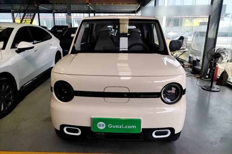 Used Geely Galaxy Panda 2025 210 km – Yuanqi Bear Front
