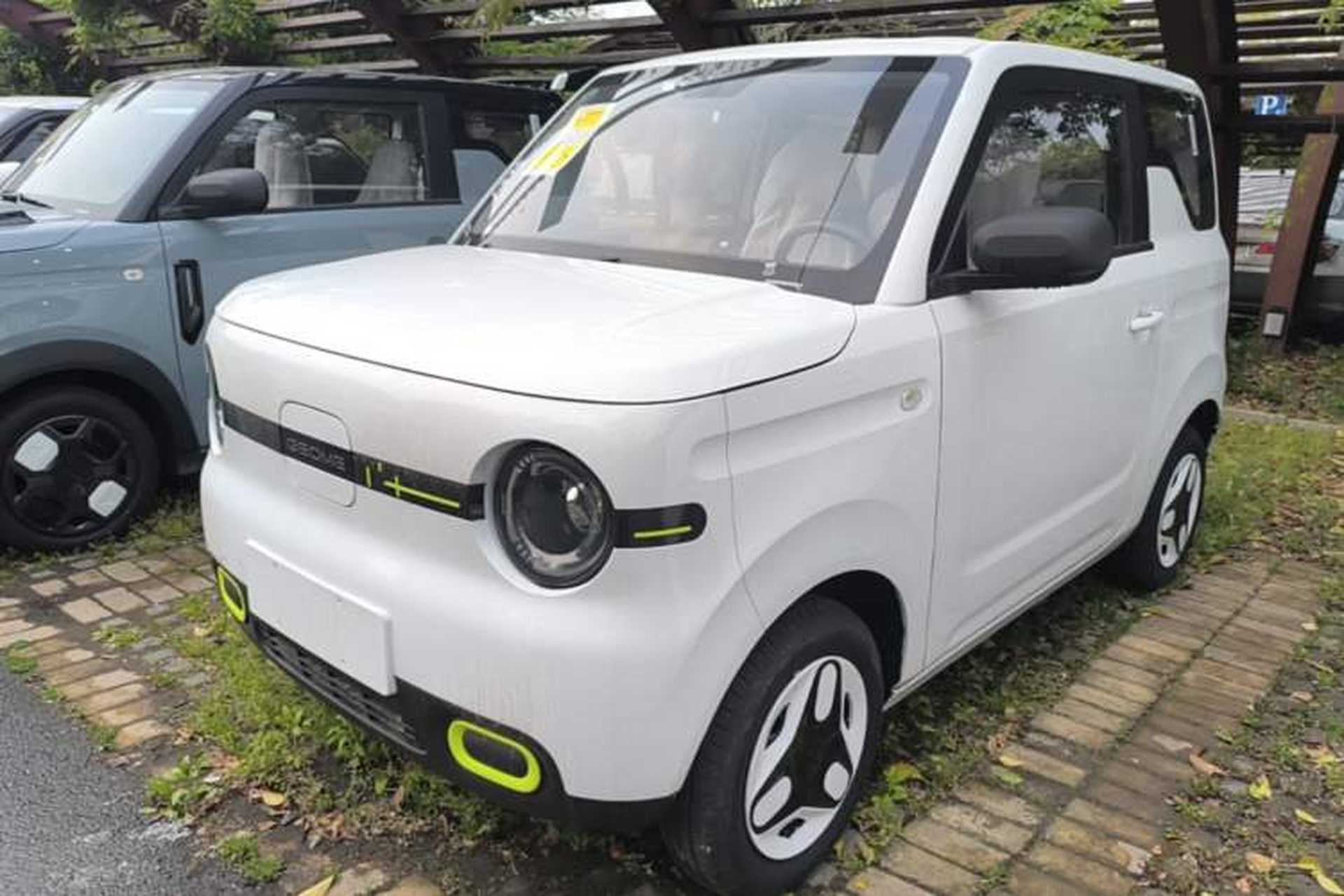 Used Geely Galaxy Panda 2025 210 km – Yuanqi Bear Front Left 45 Deg