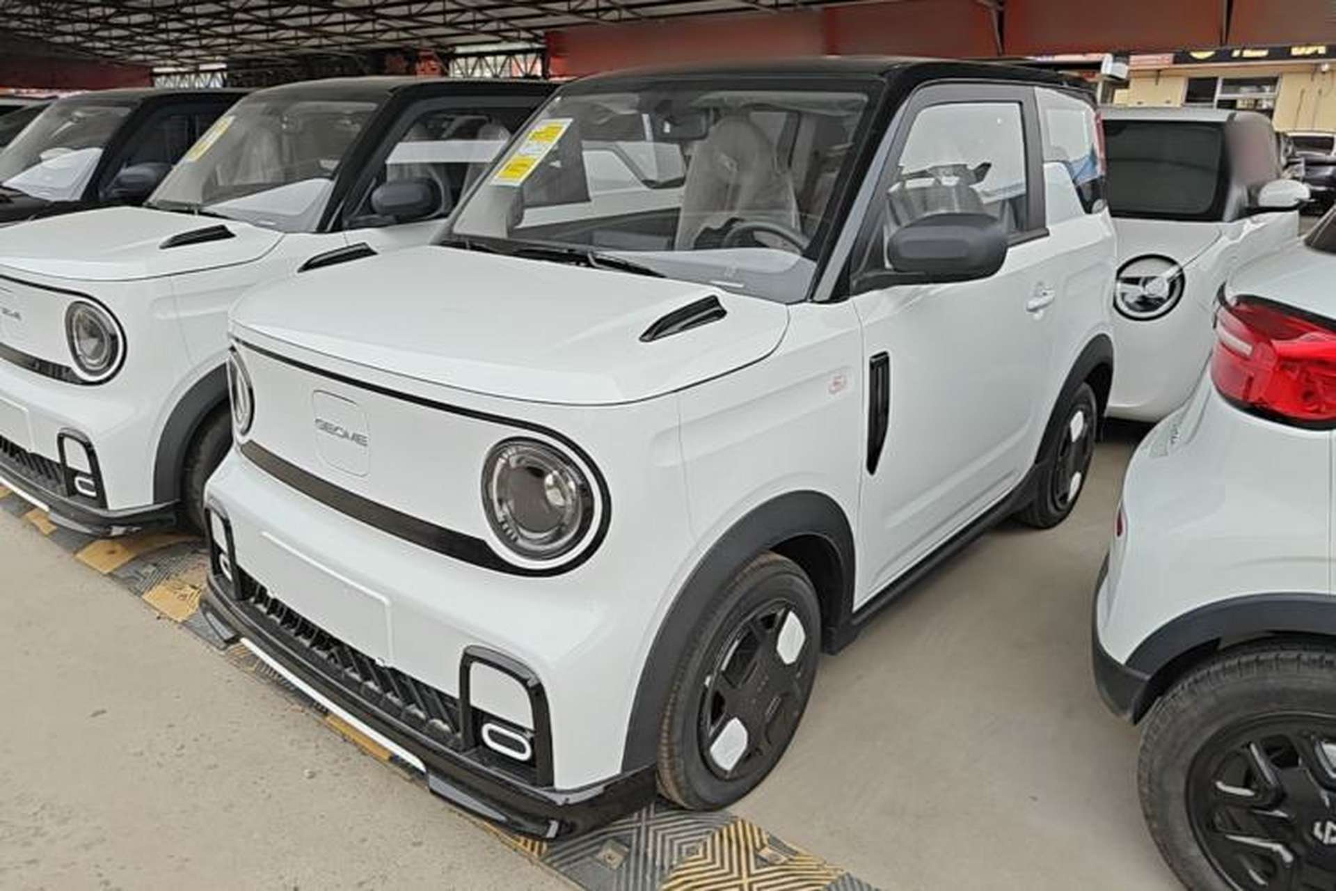 Used Geely Galaxy Panda 2025 210km Panda Kart Front Left 45 Deg
