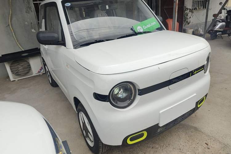 Used Geely Galaxy Panda 2025 210 km – Yuanqi Bear Front Right 45 Deg