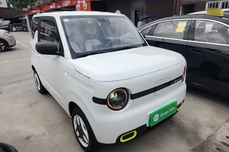 Used Geely Galaxy Panda 2025 210 km – Yuanqi Bear Front Right 45 Deg