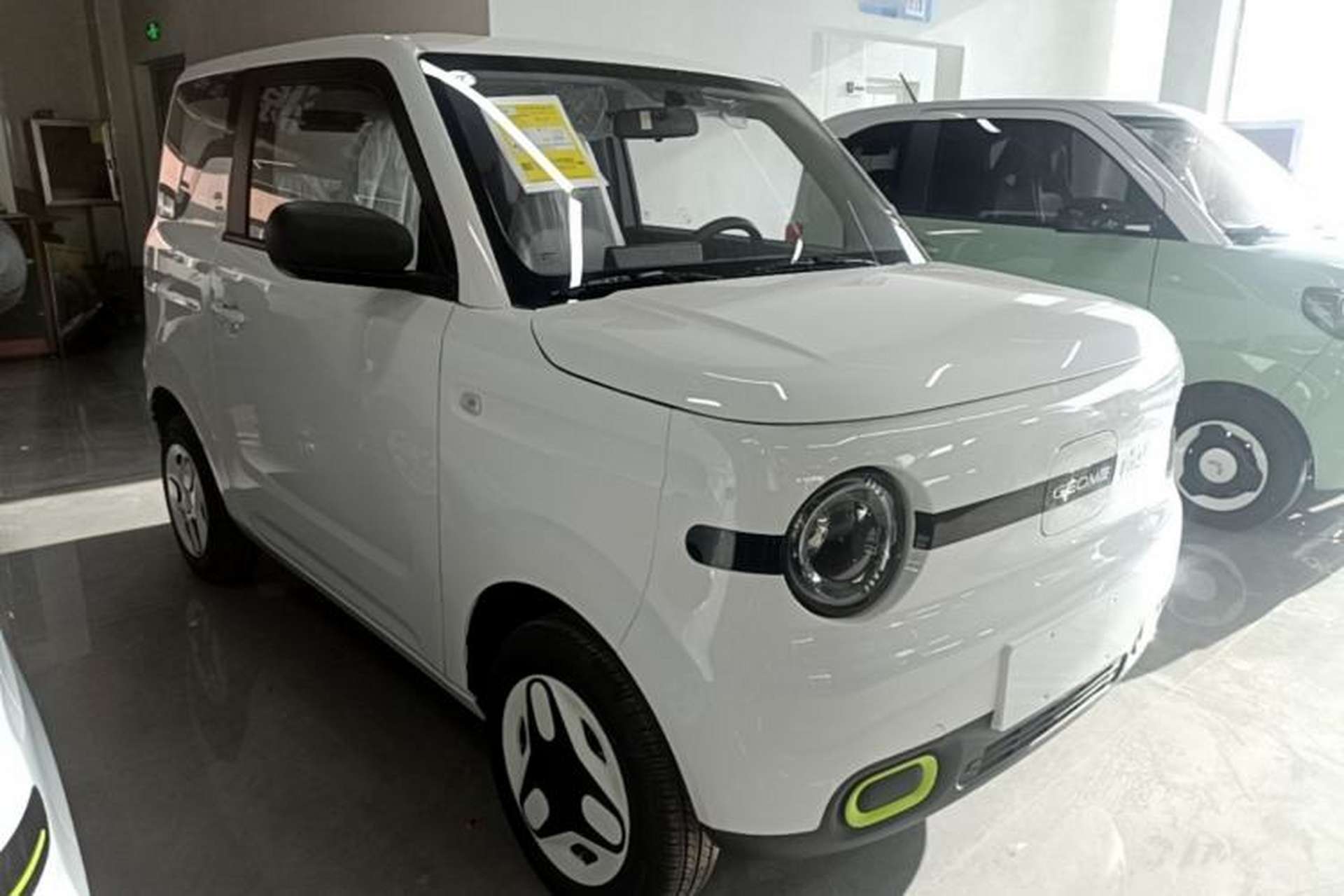Used Geely Galaxy Panda 2025 210 km – Yuanqi Bear Front Right 45 Deg