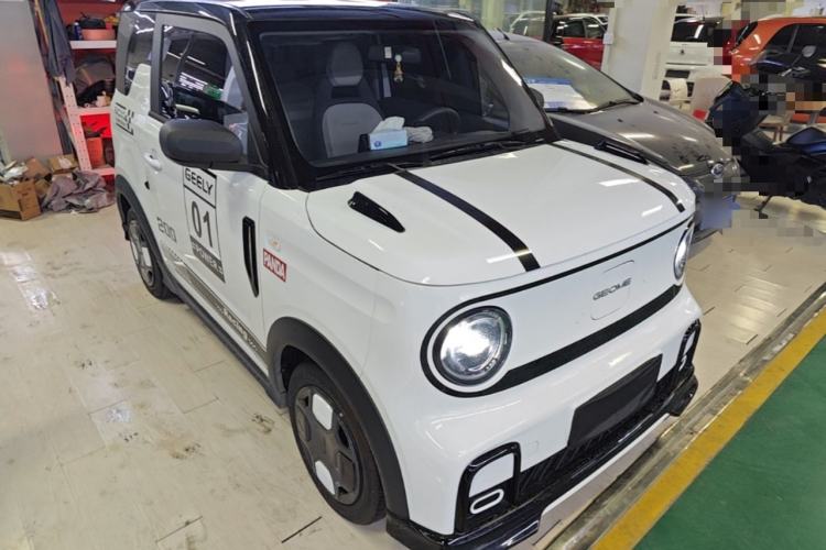 Used Geely Galaxy Panda 2025 210km Panda Kart Front Right 45 Deg
