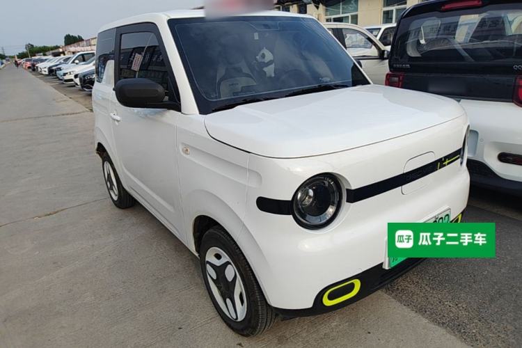 Used Geely Galaxy Panda 2025 210 km – Yuanqi Bear Front Right 45 Deg