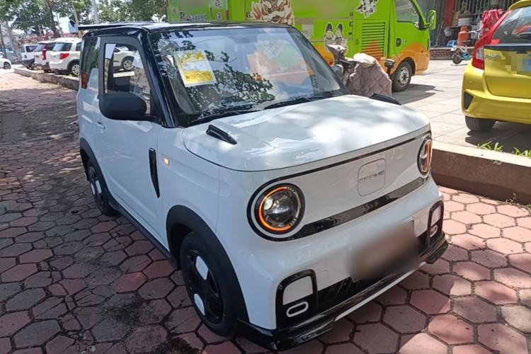 Used Geely Galaxy Panda 2025 210km Panda Kart Front Right 45 Deg