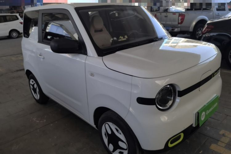 Used Geely Galaxy Panda 2025 210 km – Yuanqi Bear Front Right 45 Deg