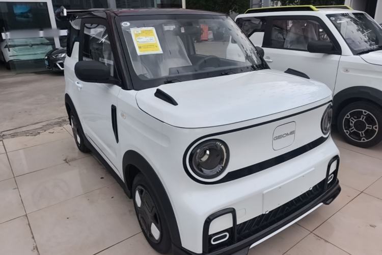 Used Geely Galaxy Panda 2025 210km Panda Kart Front Right 45 Deg