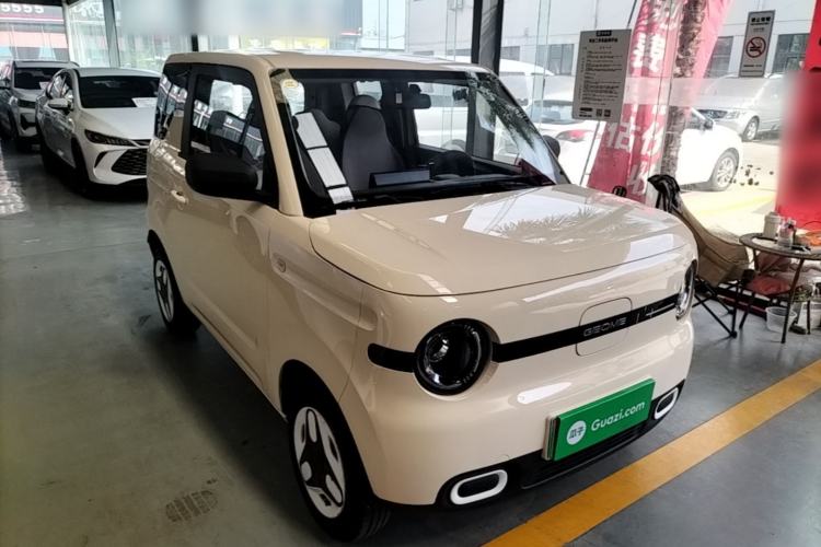 Used Geely Galaxy Panda 2025 210 km – Yuanqi Bear Front Right 45 Deg
