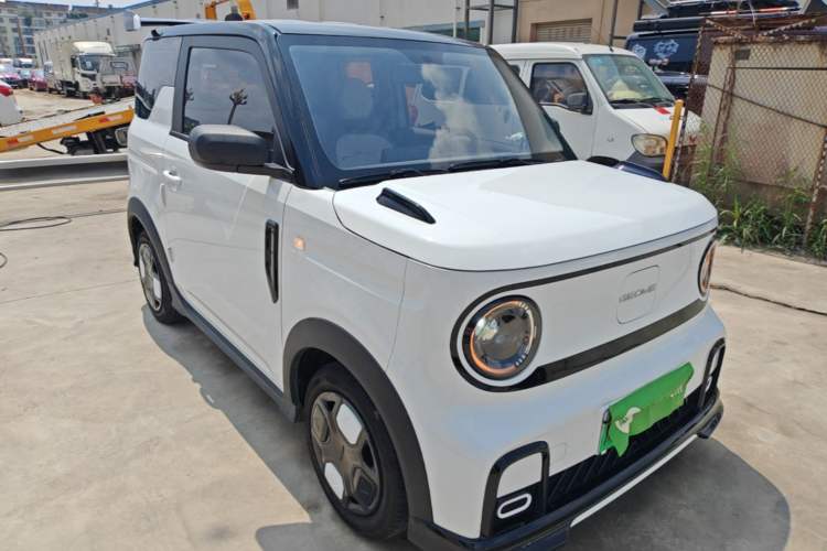 Used Geely Galaxy Panda 2025 210km Panda Kart Front Right 45 Deg