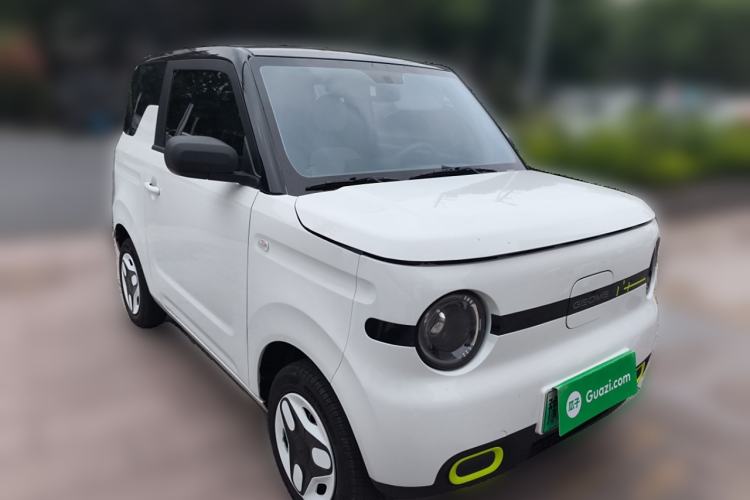 Used Geely Galaxy Panda 2025 210 km – Yuanqi Bear Front Right 45 Deg
