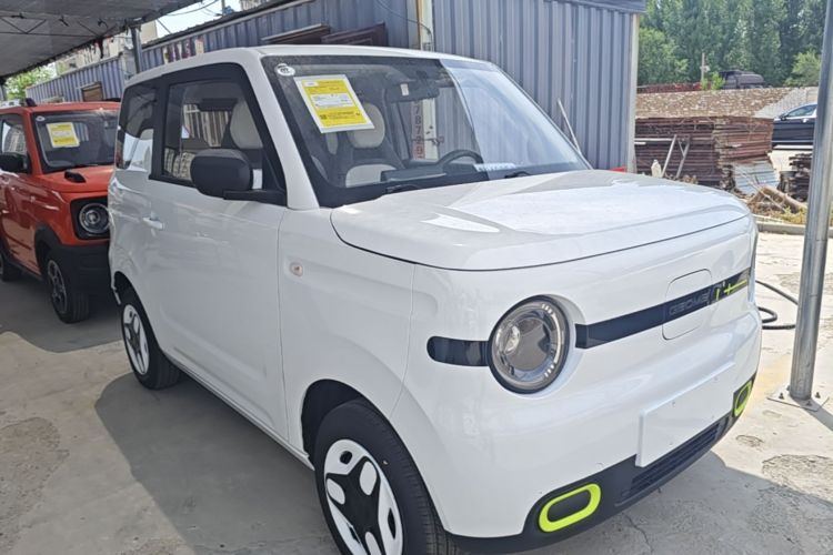 Used Geely Galaxy Panda 2025 210 km – Yuanqi Bear Front Right 45 Deg