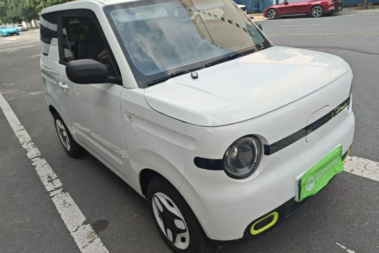 Used Geely Galaxy Panda 2025 210 km – Yuanqi Bear Front Right 45 Deg