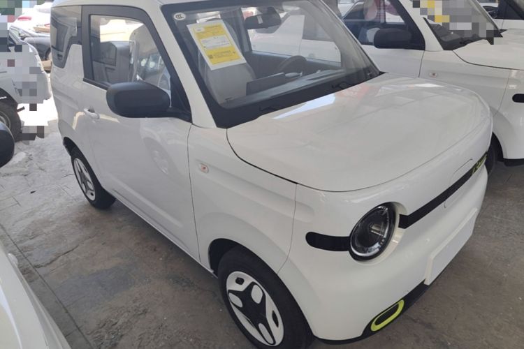 Used Geely Galaxy Panda 2025 210 km – Yuanqi Bear Front Right 45 Deg