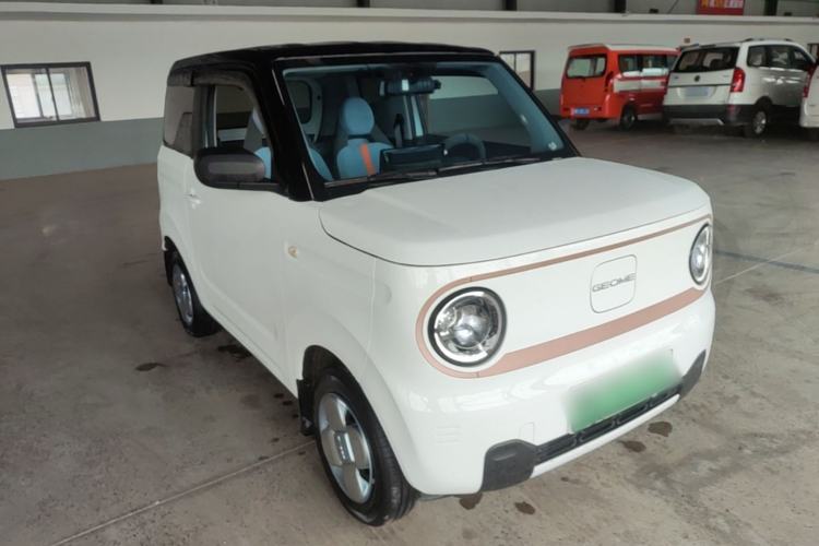 Used Geely Galaxy Panda 2025 210 km – Yuanqi Bear Front Right 45 Deg