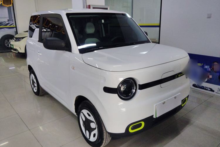 Used Geely Galaxy Panda 2025 210 km – Yuanqi Bear Front Right 45 Deg