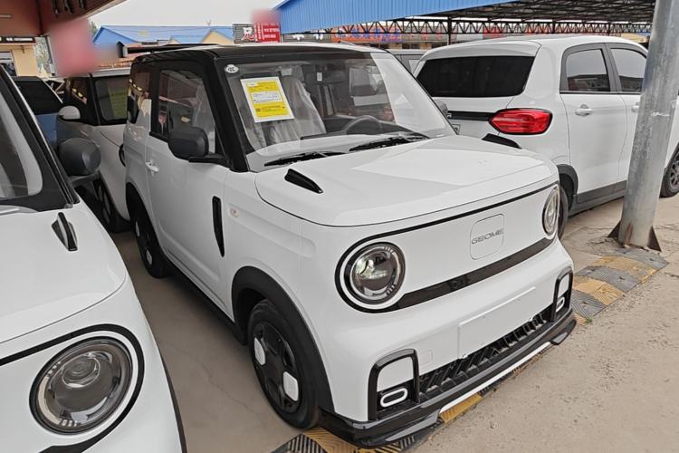 Used Geely Galaxy Panda 2025 210km Panda Kart Front Right 45 Deg