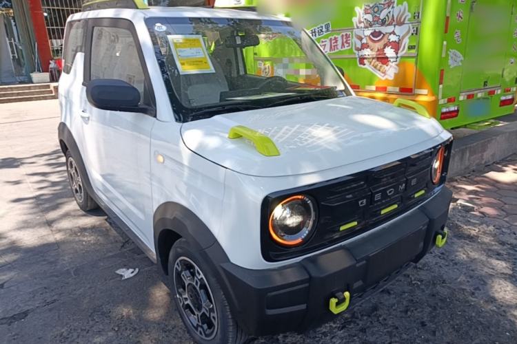 Used Geely Galaxy Panda 2025 210km Panda Rider Front Right 45 Deg
