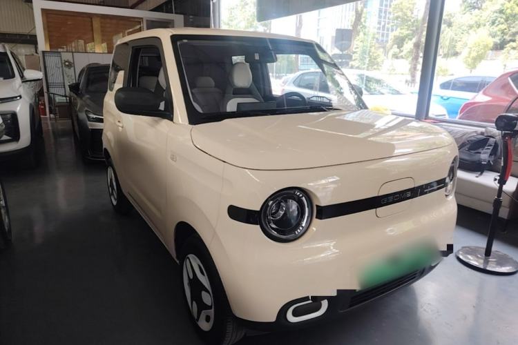 Used Geely Galaxy Panda 2025 210 km – Yuanqi Bear Front Right 45 Deg
