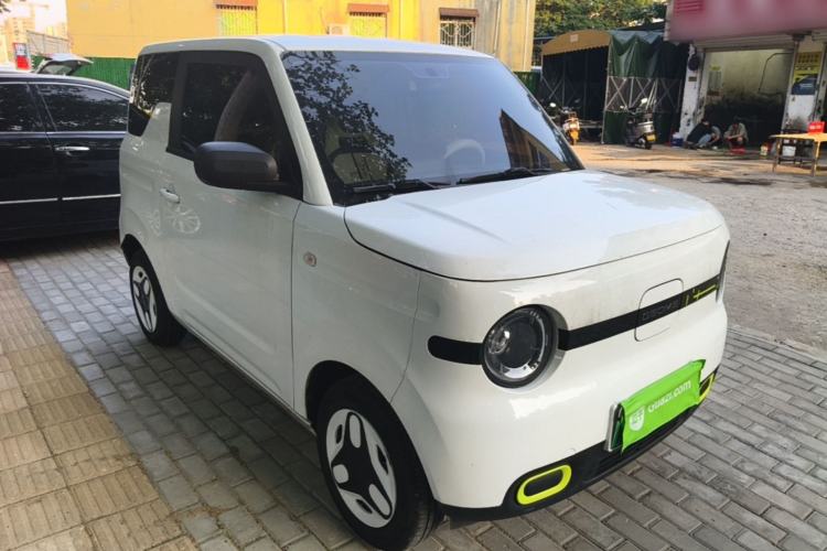 Used Geely Galaxy Panda 2025 210 km – Yuanqi Bear Front Right 45 Deg