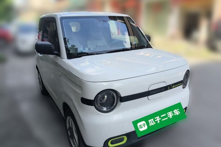 Used Geely Galaxy Panda 2025 210 km – Yuanqi Bear Front Right 45 Deg