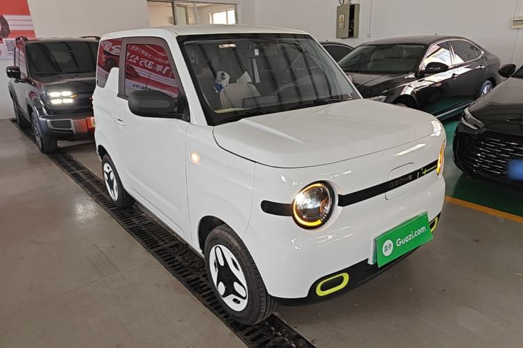 Used Geely Galaxy Panda 2025 210 km – Yuanqi Bear Front Right 45 Deg