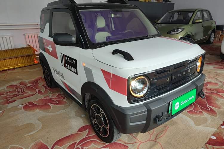 Used Geely Galaxy Panda 2025 210km Panda Rider Front Right 45 Deg