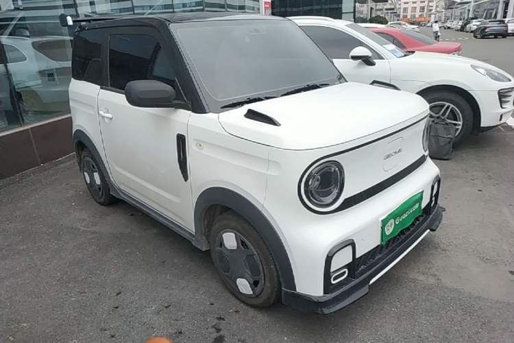 Used Geely Galaxy Panda 2025 210km Panda Kart Front Right 45 Deg
