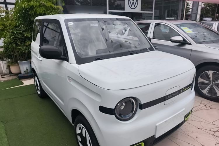 Used Geely Galaxy Panda 2025 210 km – Yuanqi Bear Front Right 45 Deg
