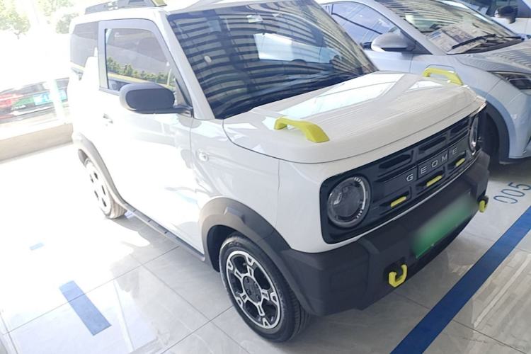 Used Geely Galaxy Panda 2025 210km Panda Rider Front Right 45 Deg