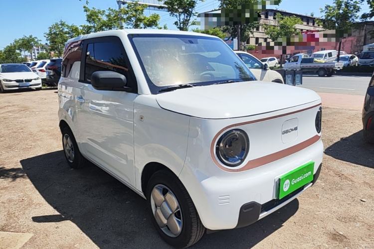 Used Geely Galaxy Panda 2025 210 km – Yuanqi Bear Front Right 45 Deg