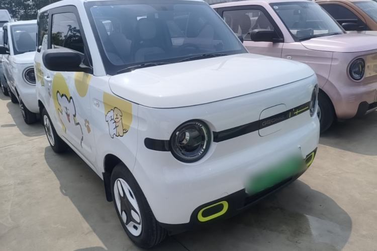Used Geely Galaxy Panda 2025 210 km – Yuanqi Bear Front Right 45 Deg