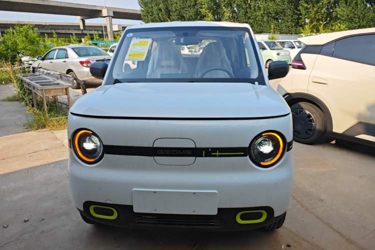 Used Geely Galaxy Panda 2025 210 km – Yuanqi Bear Front