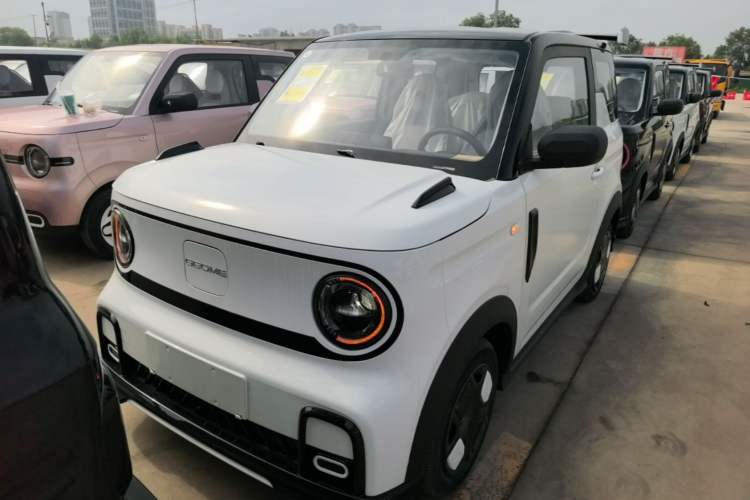 Used Geely Galaxy Panda 2025 210km Panda Kart Front