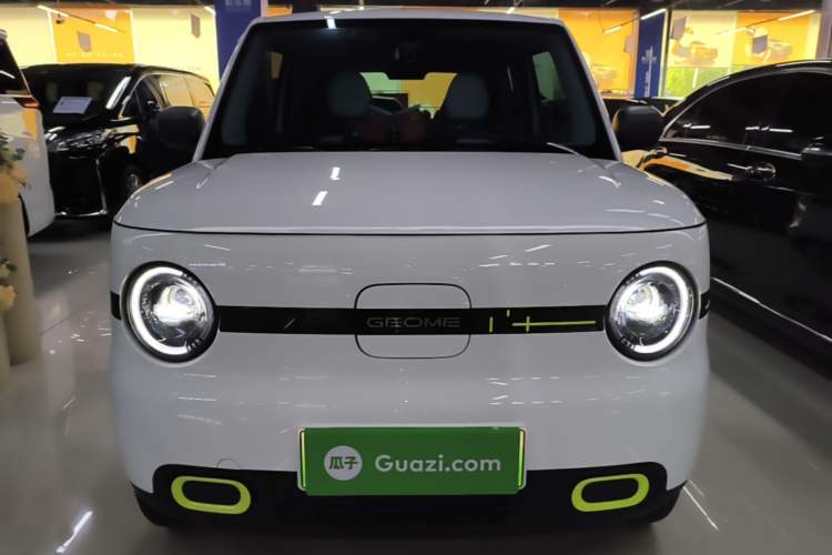 Used Geely Galaxy Panda 2025 210 km – Yuanqi Bear Front
