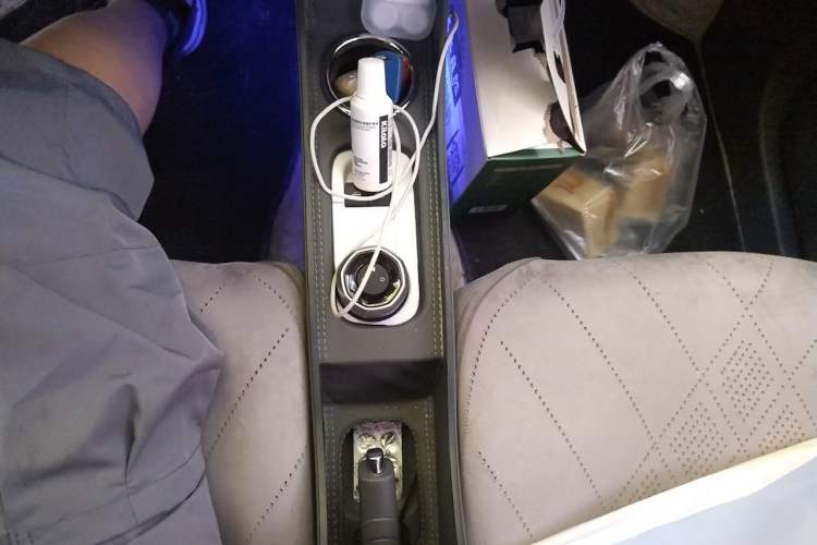 Used Geely Galaxy Panda 2025 210km Panda Rider Gear Lever