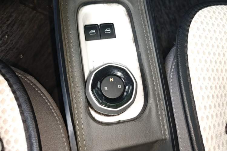 Used Geely Galaxy Panda 2025 210km Panda Kart Gear Lever