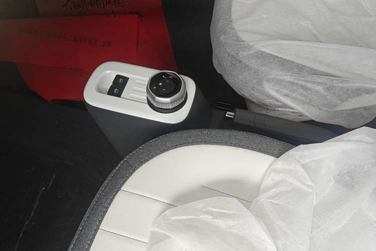 Used Geely Galaxy Panda 2025 210km Panda Rider Gear Lever