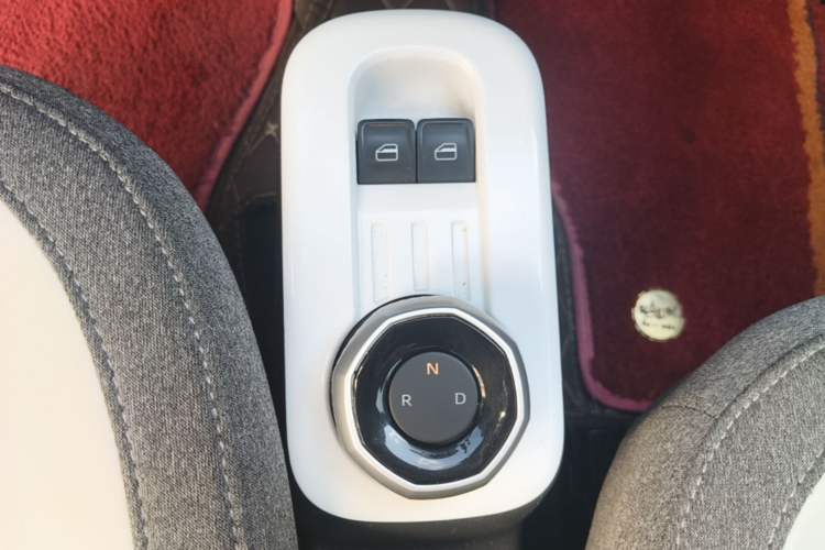 Used Geely Galaxy Panda 2025 210km Panda Rider Gear Lever
