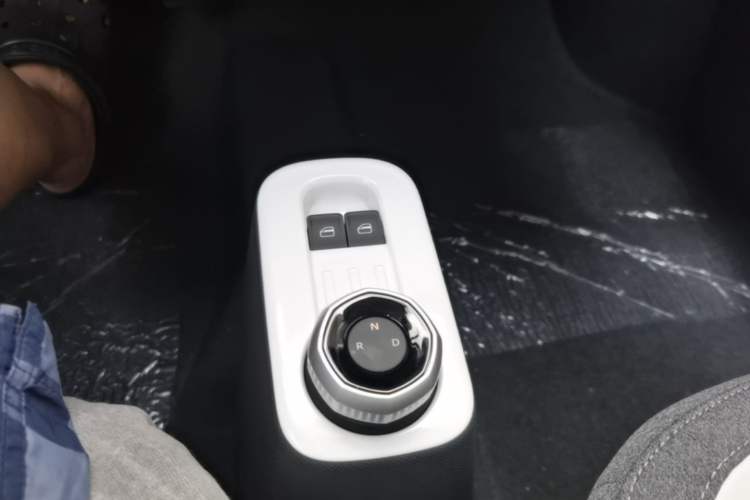 Used Geely Galaxy Panda 2025 210km Panda Kart Gear Lever