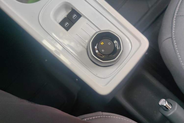 Used Geely Galaxy Panda 2025 210km Panda Kart Gear Lever