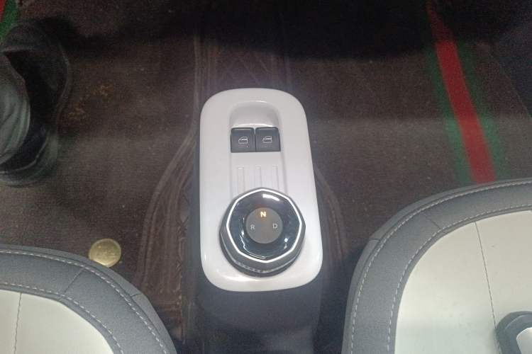 Used Geely Galaxy Panda 2025 210km Panda Rider Gear Lever