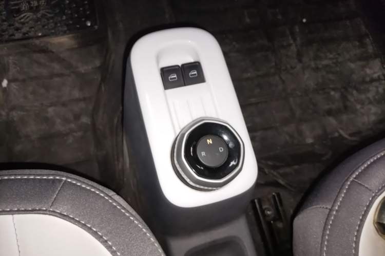 Used Geely Galaxy Panda 2025 210km Panda Kart Gear Lever