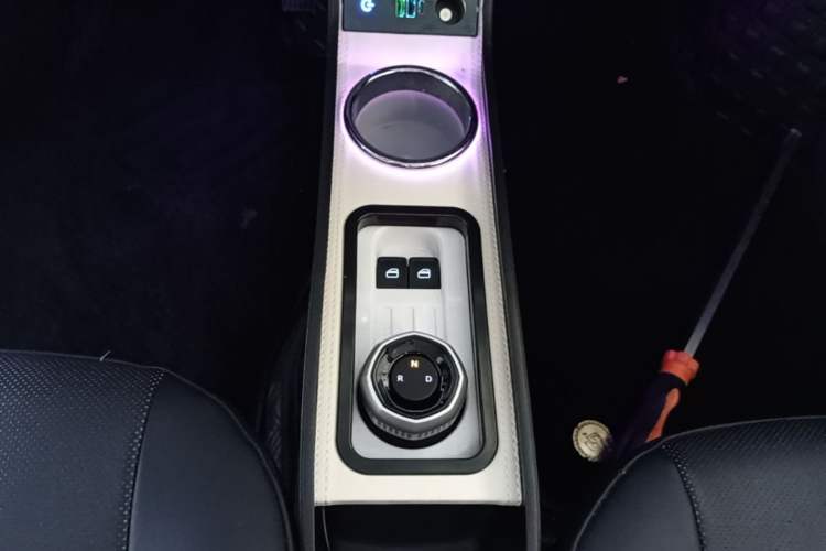Used Geely Galaxy Panda 2025 210km Panda Rider Gear Lever
