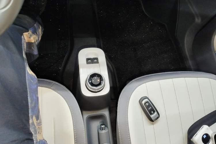 Used Geely Galaxy Panda 2025 210km Panda Kart Gear Lever