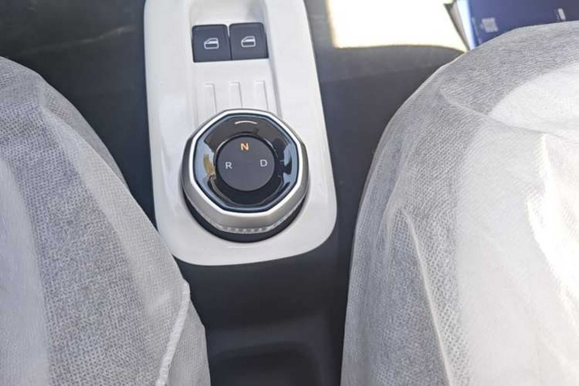 Used Geely Galaxy Panda 2025 210 km – Yuanqi Bear Gear Lever